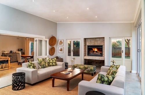 Harare East Bed & Breakfast | Grosvenor House