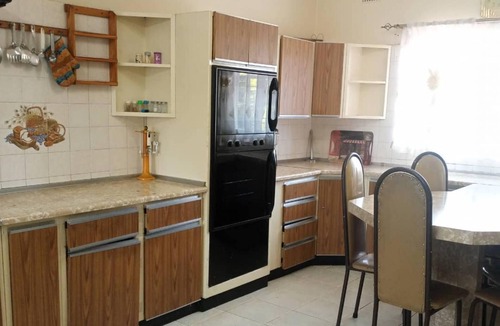 Harare Apartment | Guesthouse With Green Garden and Pool - 2102