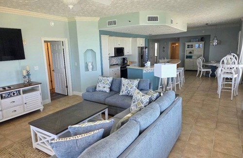 Thomas Drive Condo | Gulf Front 3 Bedroom; Wrap-around balcony; Newly renovated, including bunkbeds.