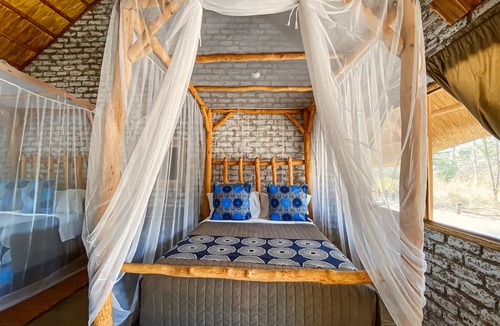 Dete Other | Gwango Heritage Resort