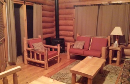 Winthrop Cabin | Happy Cabin: Two Bedroom