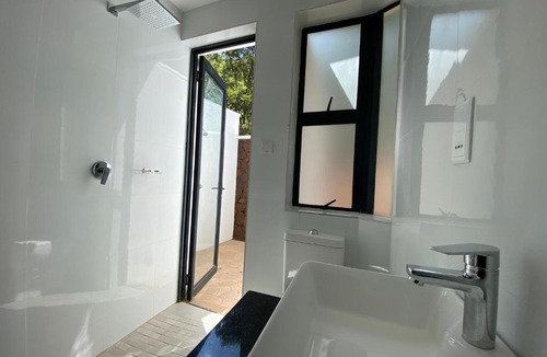 Glen Lorne Apartment | Hayhill Treetop Escape