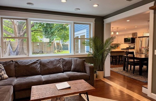 Northeast Minneapolis Arts District House | Heart of NE Arts District | 4BR | Deck + Skylights