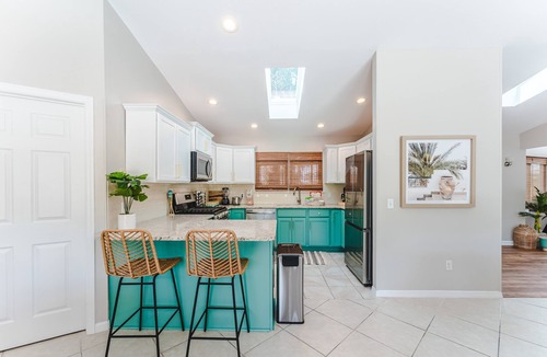 Port St. Joe House | Heated Pool Sauna Hot Tub Game Room Beach Golf Cart Sleeps 15