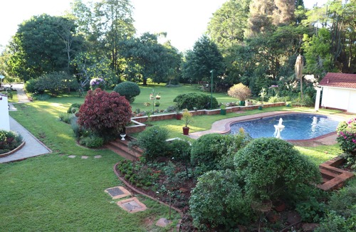 Harare East House | Helensvale House.