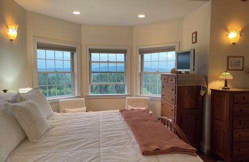 East Montpelier Bed & Breakfast | High Hill Inn