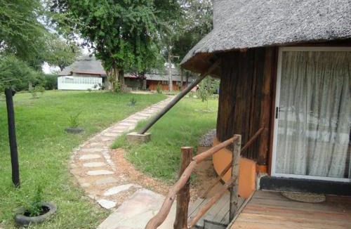 Kariba Cabin | Hippo Paradise Lodge and Campsites