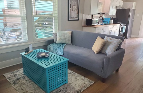 Nevada Street House | Historic Charm Meets Modern Comfort - Minutes to San Antonio Downtown/Riverwalk