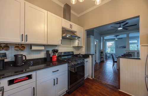 Arsenal Condo | Historic King William Pet-Friendly Near River Walk & Convention Center