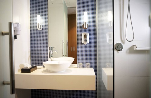 Port Moresby Hotel | Holiday Inn Express Port Moresby by IHG