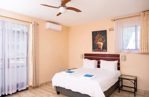 Harare Hotel | Horizon Inn