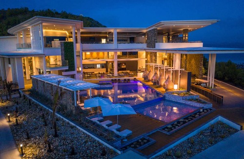 Port Moresby Hotel | Hotel ∙ 8 guests