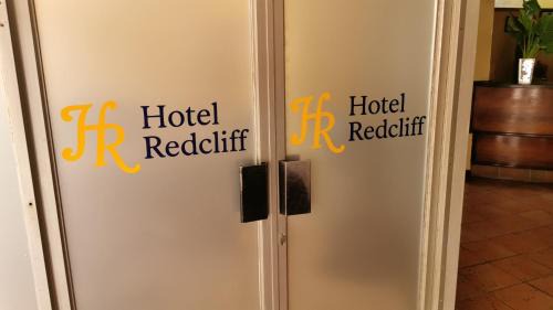 Kwekwe Hotel | Hotel Redcliff