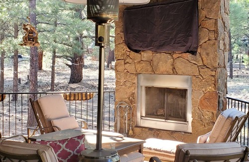Kachina Village House | House in the Pines of Forest Highlands
