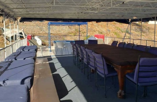 Kariba Apartment | Houseboat with aircon and splash pool - 2128