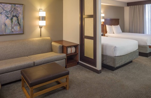 Shearer Hills - Ridgeview Hotel | Hyatt Place San Antonio Airport - Quarry Market