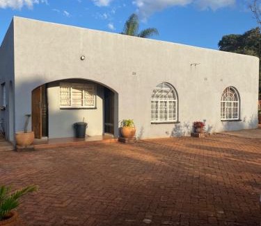 Harare East Apartment | Inn on Lichfield Lane