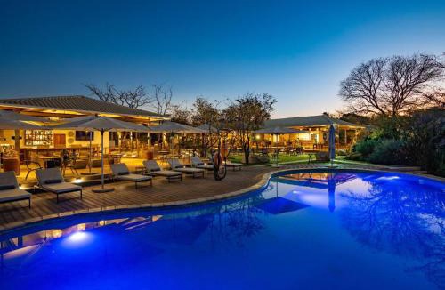 Victoria Falls Cabin | Insika lodge