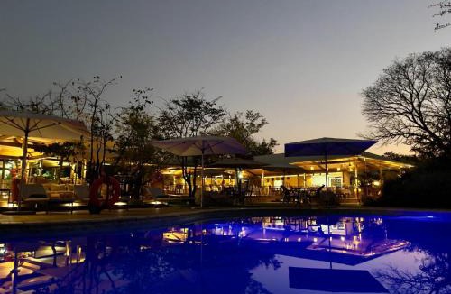 Victoria Falls Cabin | Insika lodge