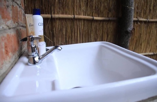 Harare Hostel | It's a Small World Backpackers Lodge - Hostel