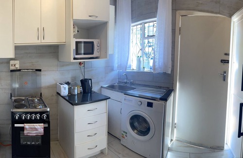 Harare Apartment | Jackie’s 2 bed Harrow court