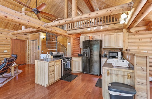 Kachina Village Cabin | Kachina Tree House | 3BR | | Spend Spring in Flagstaff!