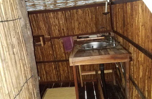 Machevu Cabin | Kavumbu Camp