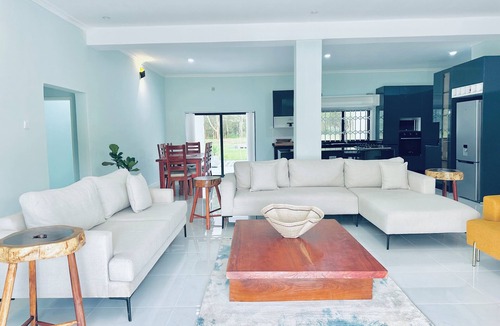 Lusaka Central House | Kayezi Tranquil Stay In Peaceful Palabana