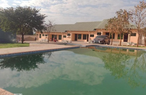 Petauke House | Kazakumanja Executive Lodge Ltd