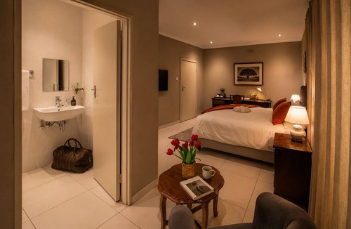 Harare Hotel | Kentucky Hotel