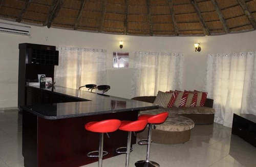 Maun House | Kessa's Chalets