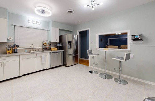 Shearer Hills - Ridgeview Bed & Breakfast | King BED/Air Port/Lackland/Quarry/Medical Center
