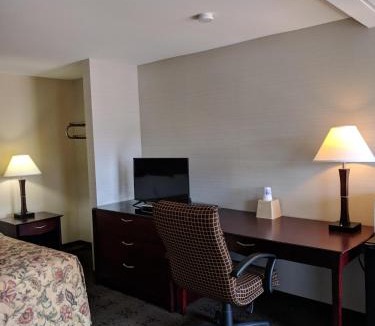 Pine Grove Hotel | Knights Inn Pine Grove I-81 Exit 100