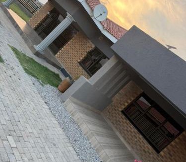 Bulawayo Apartment | Knovi Guesthouse