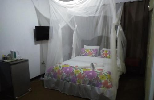 Ndola Bed & Breakfast | Kuku Royal Lodge