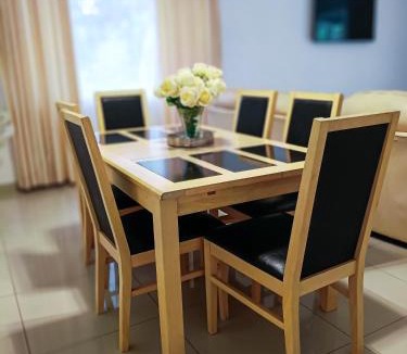 Chegutu Bed & Breakfast | Lake Manyame Park Villa