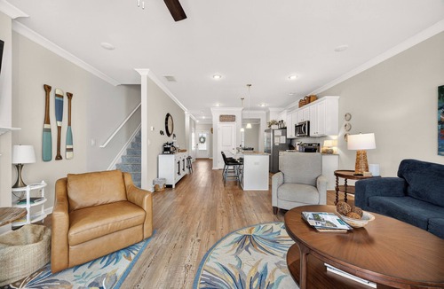 Eatonton Condo | Lake Oconee Lakefront w/Pool, Kayaks & Games
