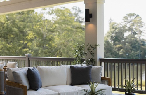 Buckhead House | Lake Oconee Pool Table 7 King Suites Kayaks SUPs