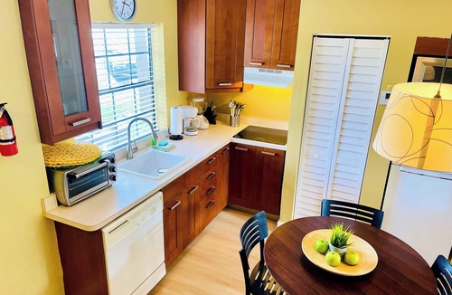 Florida Central Atlantic Coast Villa | Lakefront Villa at a Prime Location