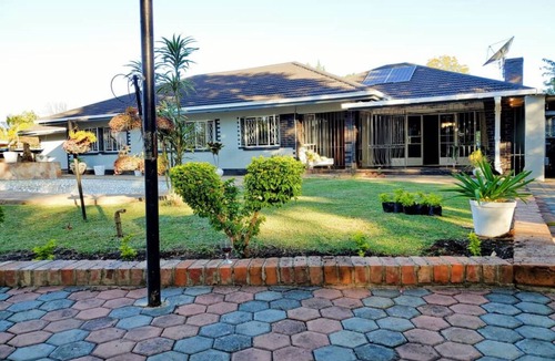 Harare House | Lavish Modern Glint House