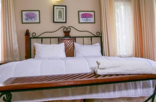 Harare Cabin | Legend Safari Lodge