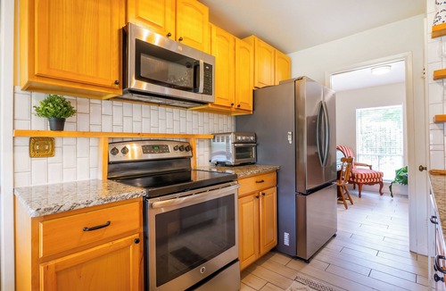 Live Oak House | Live Oak Family Escape/Pets OK/Near Live Oak Park
