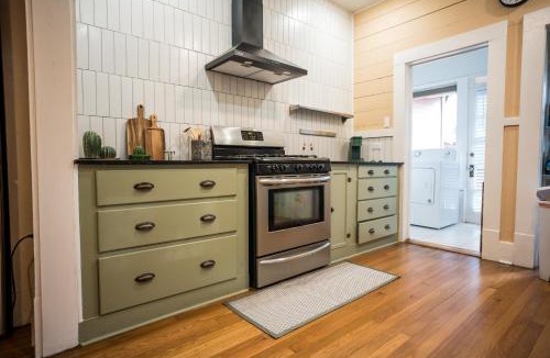 Southtown House | Location! Charming Home Downtown San Antonio