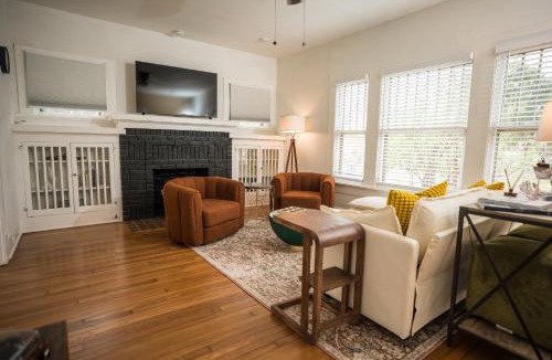 Southtown House | Location! Charming Home Downtown San Antonio