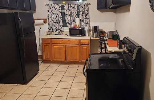Logan Apartment | Loft 3 1-bedroom apartment in terrific Logan with Wi-Fi, AC