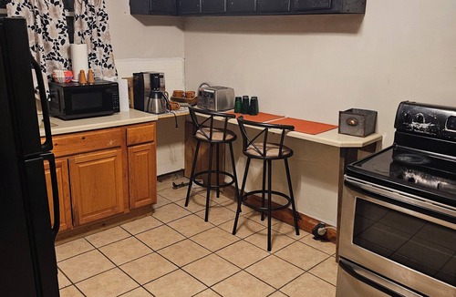 Logan Apartment | Loft 3 1-bedroom apartment in terrific Logan with Wi-Fi, AC