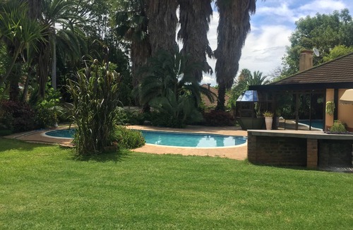 Harare House | Logo House Accomodations is a guest house