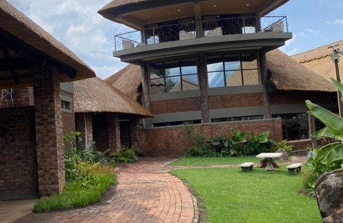 Harare Apartment | Lovely safari room in Harare - 2181