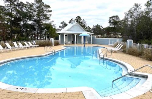 Grayton Beach House | LUXE Doin' Grayt Easy Beach Access 4 Bikes Pool Pets Sleeps 12