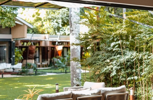 Harare Apartment | Luxurious 5* Deluxe Suite at Sandalwood Lodge - 2265